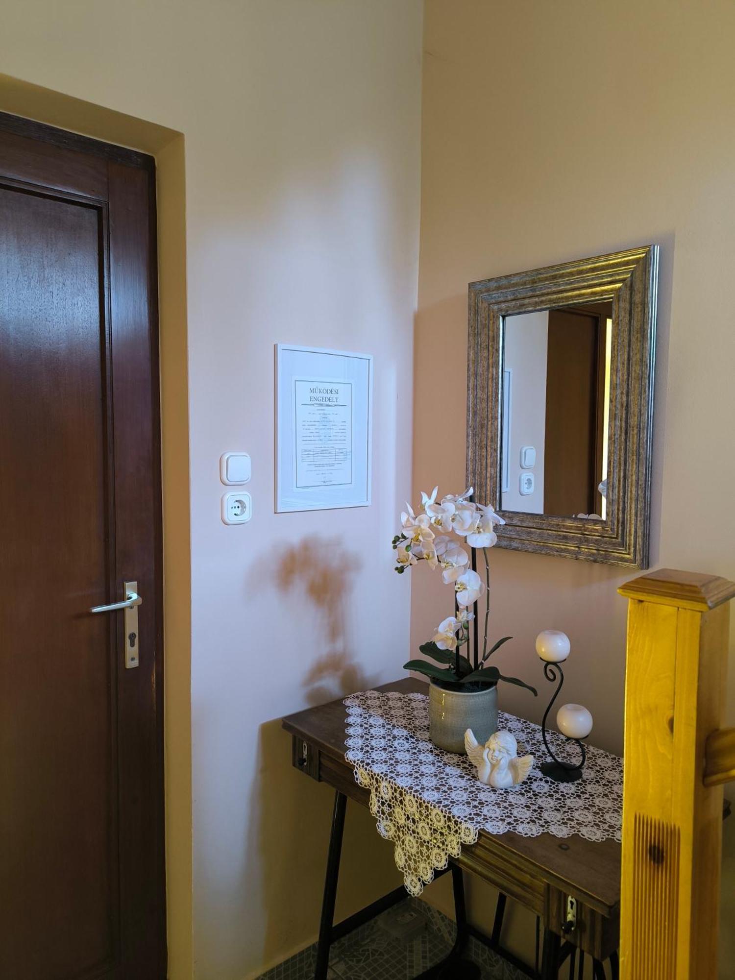 Korona Panzio Bed and Breakfast Balatonberény Exteriör bild
